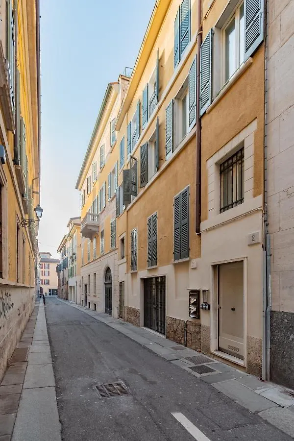 Apartment Appartamento Piazza Vittoria Monolocale - Affitti Brevi Italia Brescia